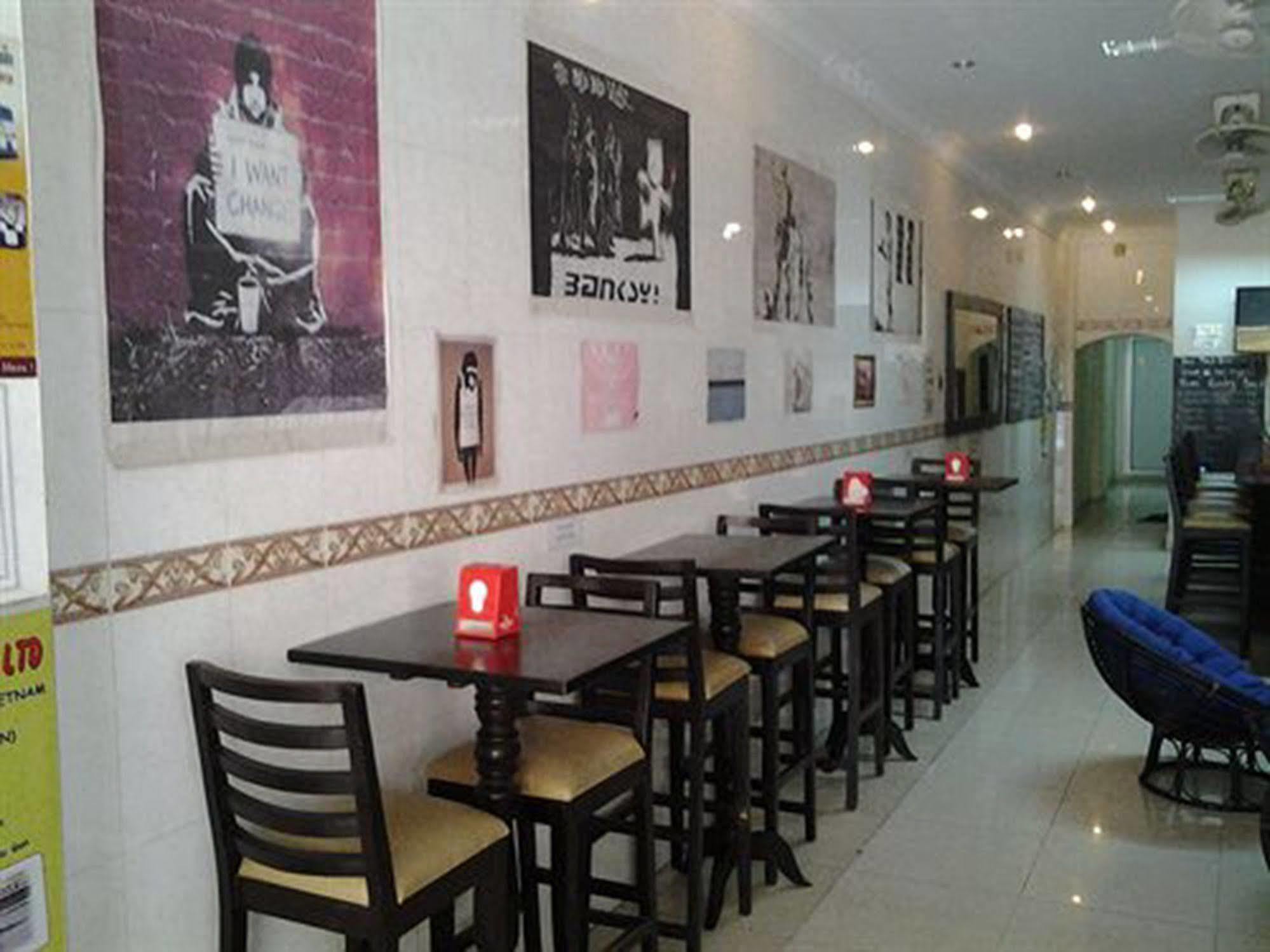 פנום פן Riverside Backpackers מראה חיצוני תמונה